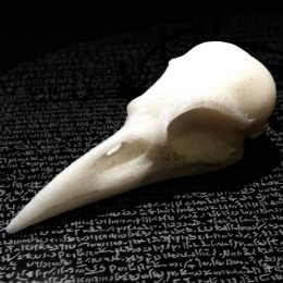 Crow skull, marble
